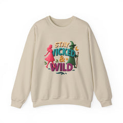 Stay Wicked And Wild Sweatshirt | Sød heks og pige grafisk rund hals | Retro magisk hyggelig hættetrøje | Hekseagtig æstetisk pullover gave til hende